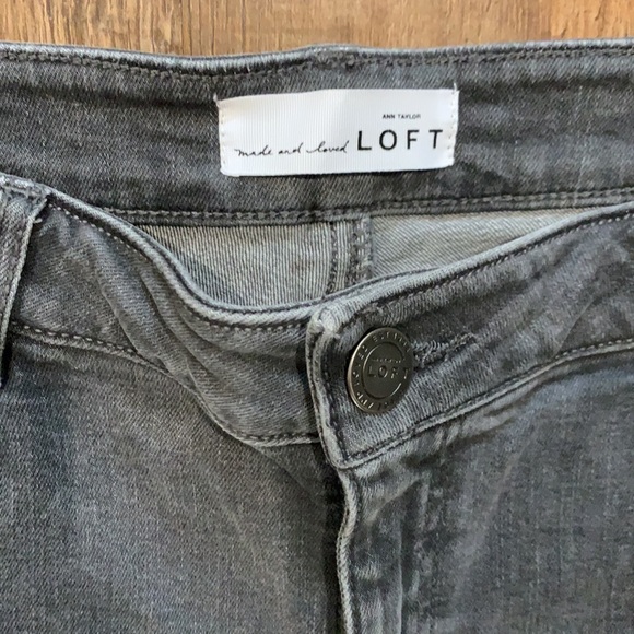 Loft Gray Curvy Skinny Jeans 10 - Picture 2 of 4